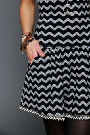 Ivory / Black
