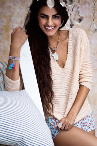 Hourglass Seam Pullover