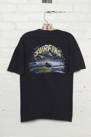 Vintage Surfer Hawaii Graphic Tee in vintage-loves-clothes