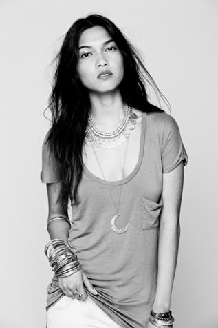 We The Free Retro Solid Tee in easy-tees-tanks