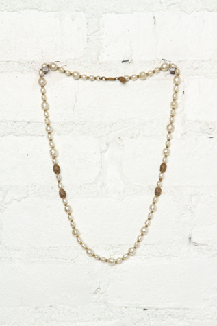 Vintage Miriam Haskell Pearl Necklace in vintage-loves-accessories
