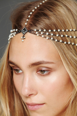 Pearl Chain Headpiece