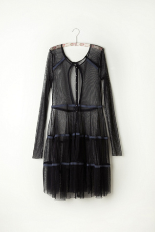 Mesh Button Front Slip