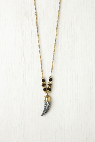 Horn Pendant Necklace