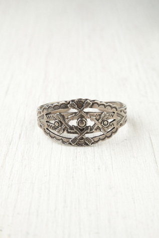 Arrows Cuff