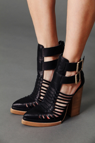 Fairfax Heel