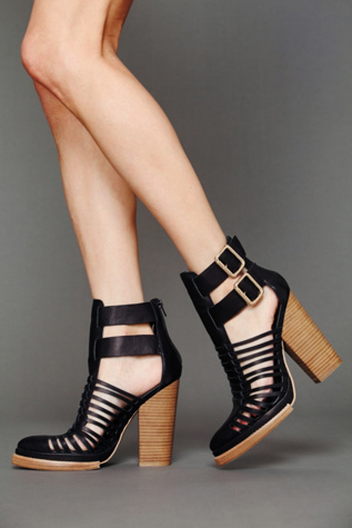 Fairfax Heel