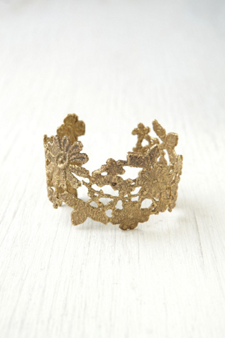 Alkemie  Lace Cuff in bracelets