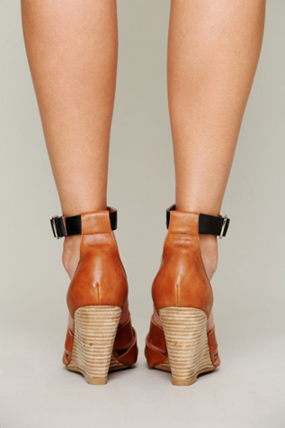 Tan/Black
