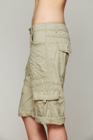 Drapey Utility Crop