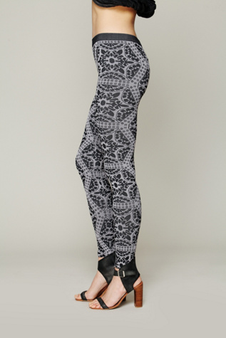 Floral Intarsia Legging
