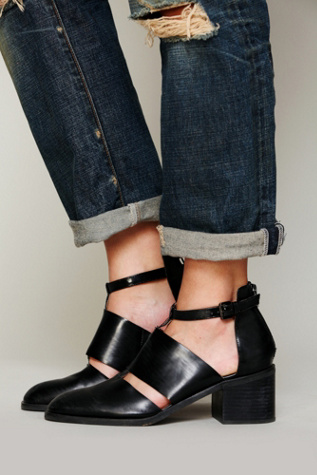 Gallant Ankle Boot in shoes-boots