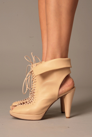 Laceup Peep Toe 