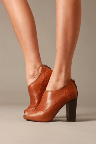 Pavia Peep Toe
