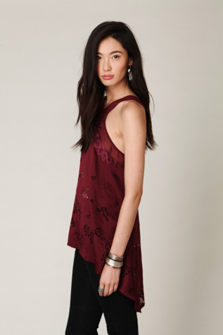 NEW FREE PEOPLE Gorgeous Floral LASER CUT TUNIC w/Keyhole Opening XS 